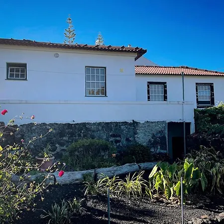 Semesterbostad Casa Da Latada - Historic Azorean In Pico