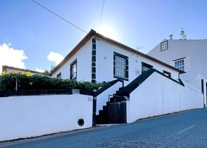 Casa vacanze Casa Da Latada - Historic Azorean In Pico *